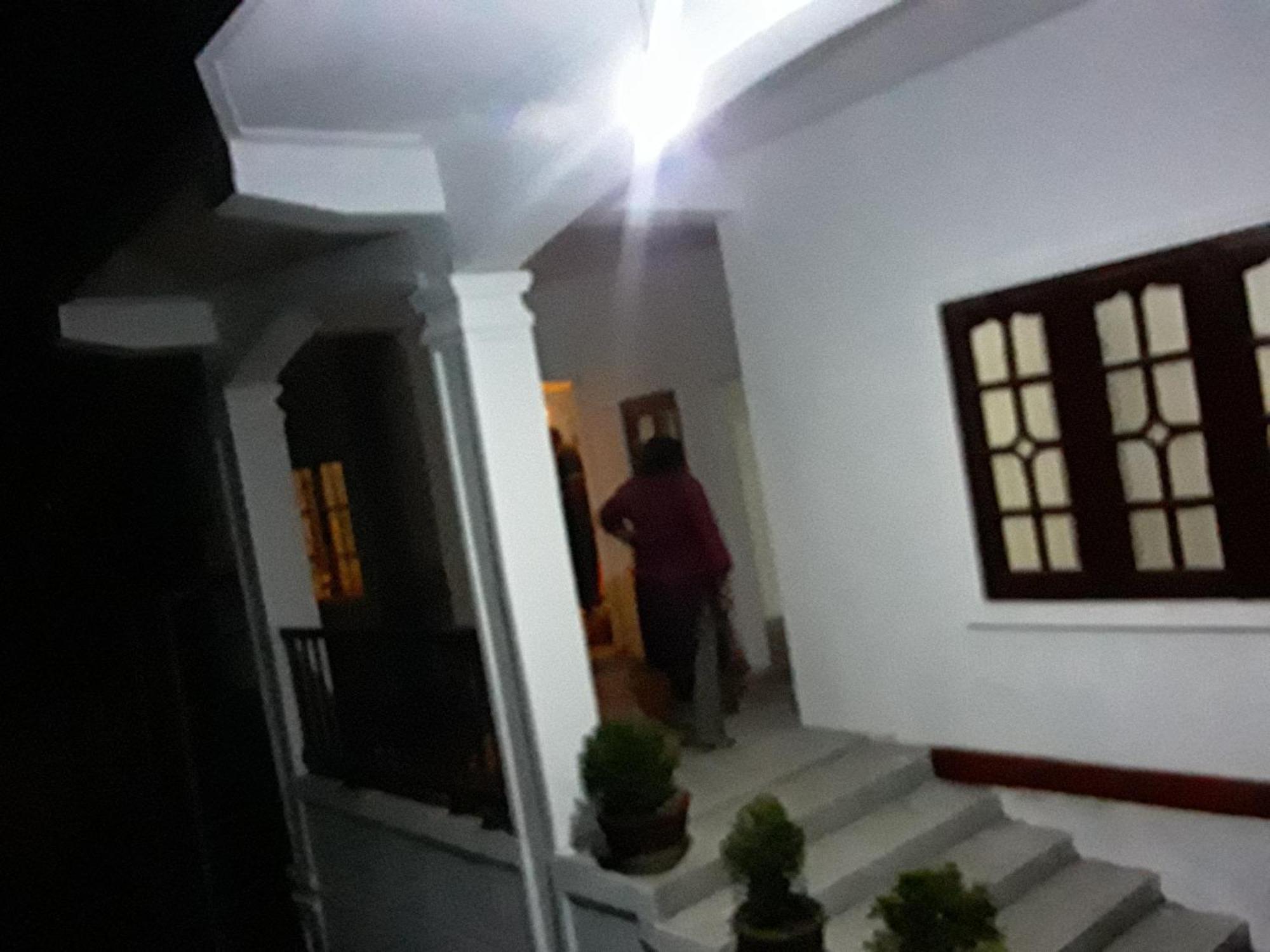 Max Mount View Hotel Nuwara Eliya Buitenkant foto